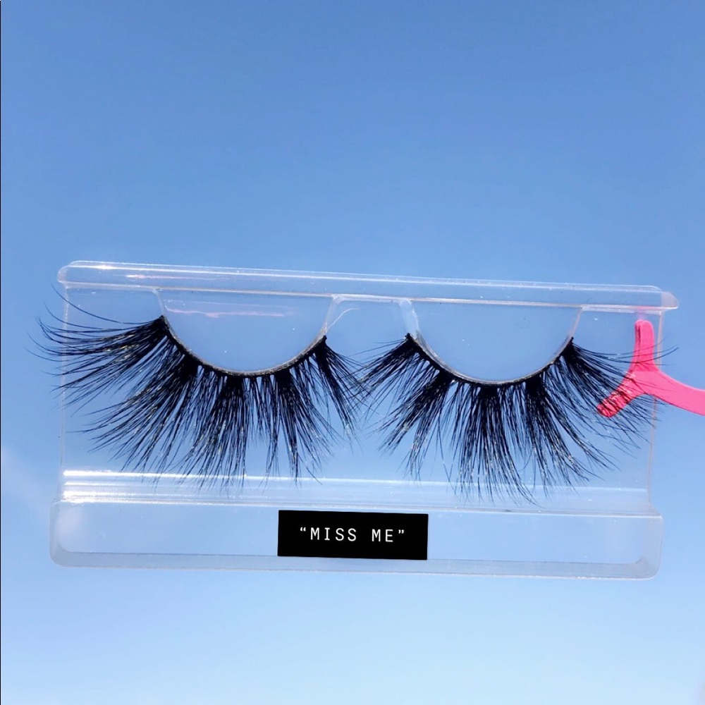 STYLE: “MISS ME”
